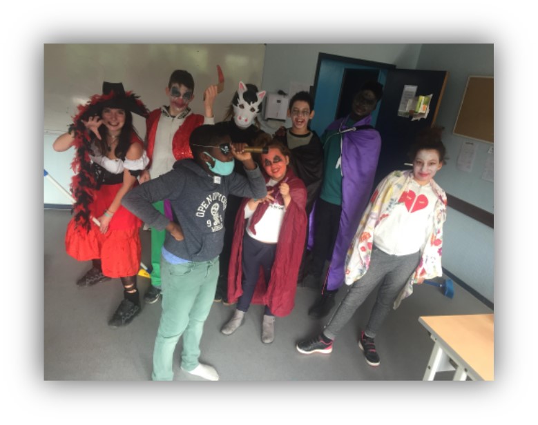 Ambiance Halloween * 12-17 ans *